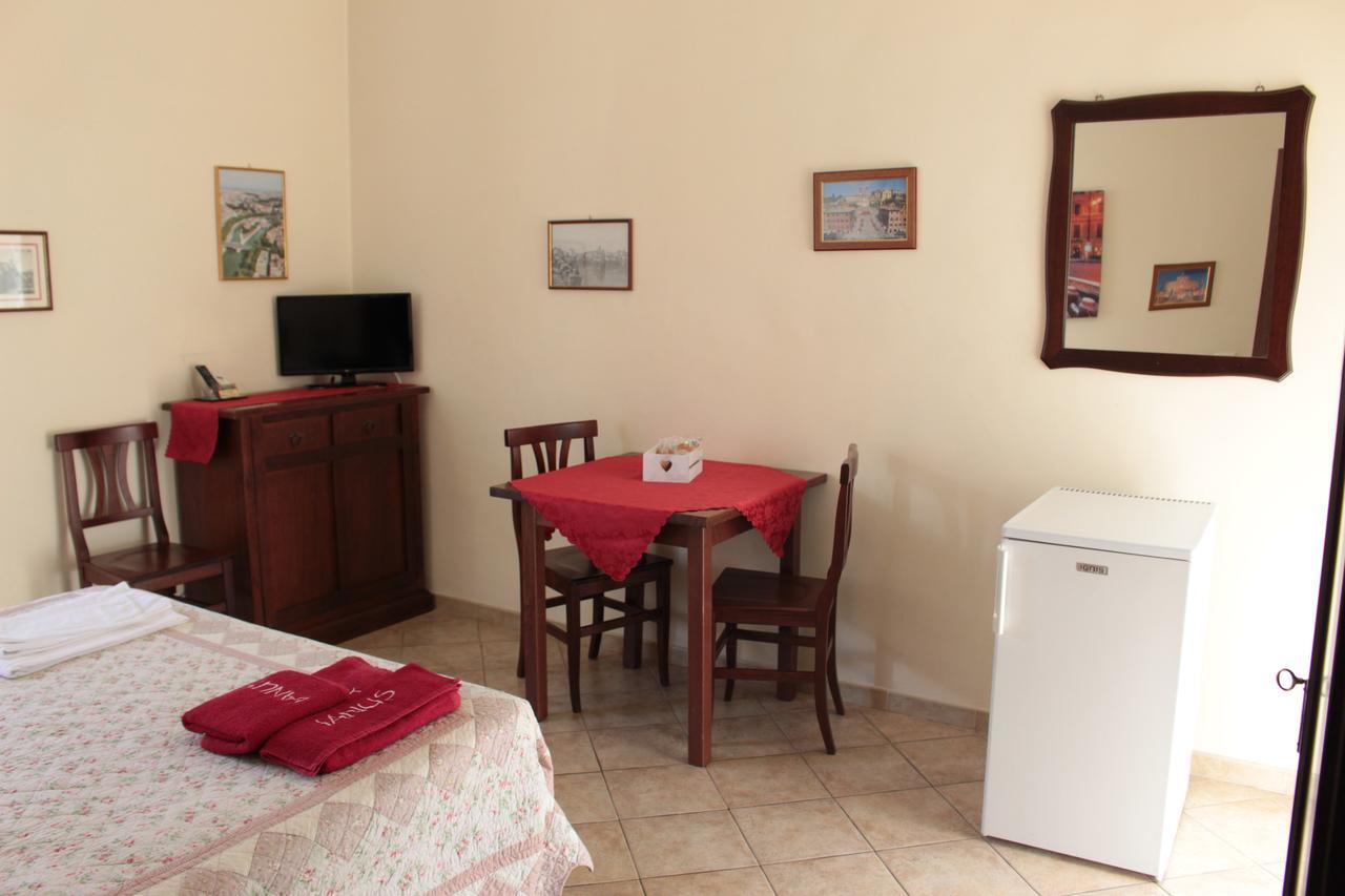 רומא Ianus Guest House מראה חיצוני תמונה