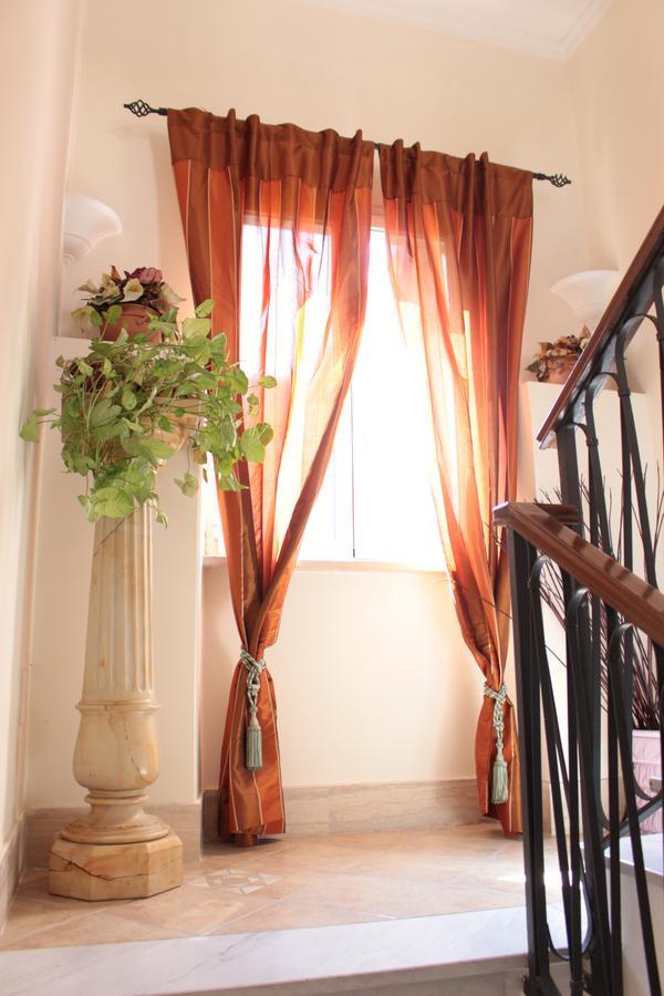 רומא Ianus Guest House מראה חיצוני תמונה