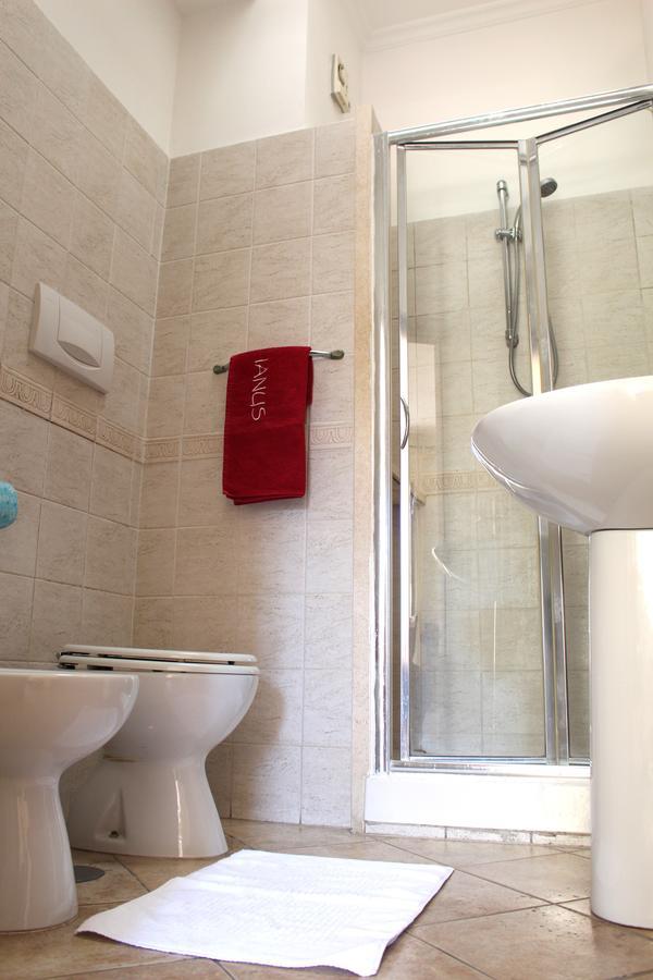 רומא Ianus Guest House מראה חיצוני תמונה