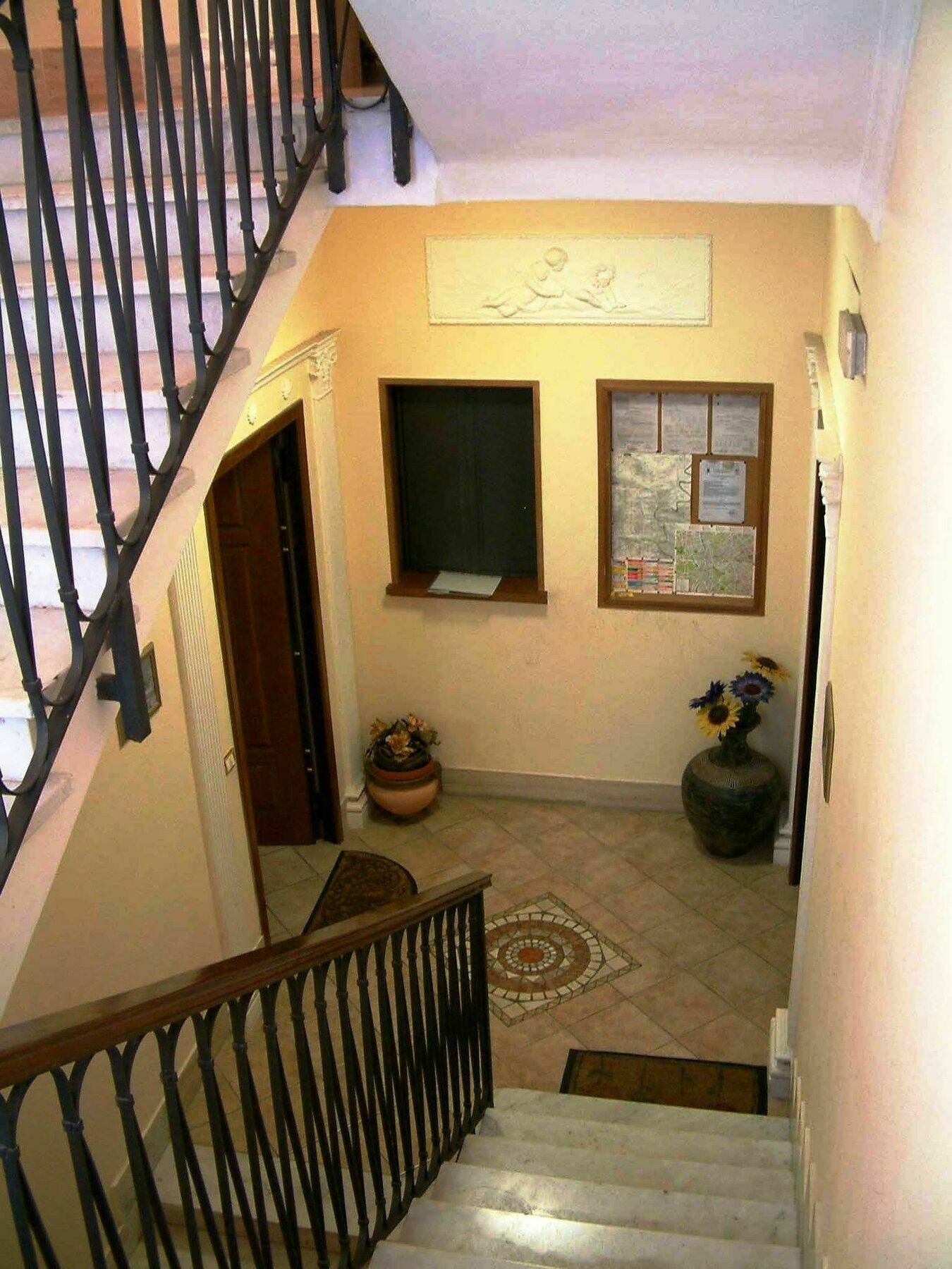 רומא Ianus Guest House מראה חיצוני תמונה